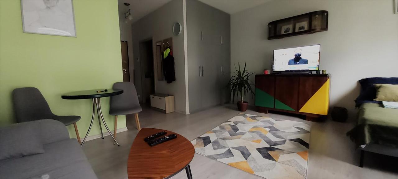 Green Wilanow Apartment With Free Parking Warsawa Bagian luar foto