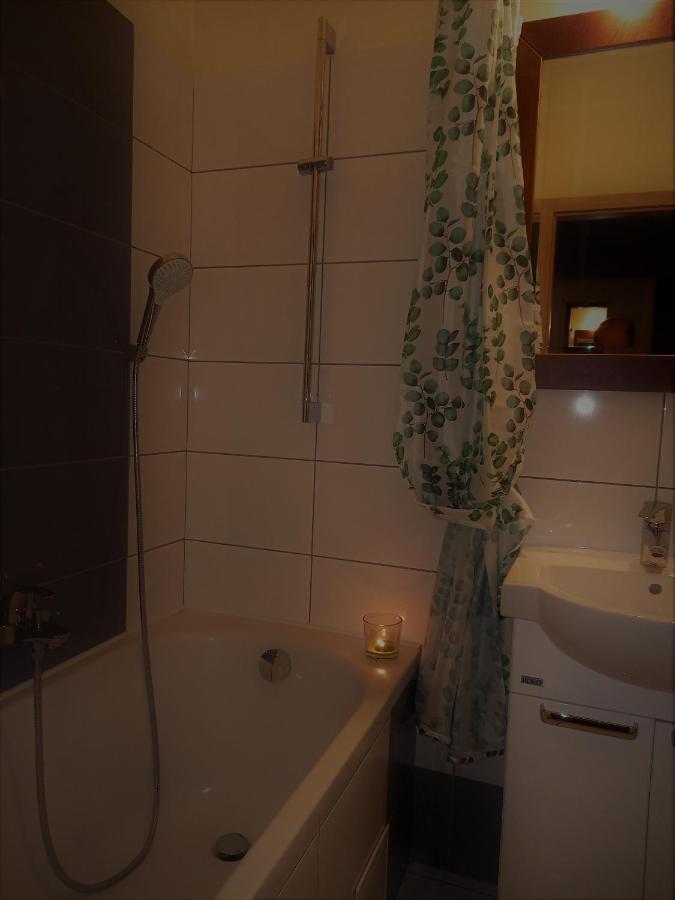 Green Wilanow Apartment With Free Parking Warsawa Bagian luar foto