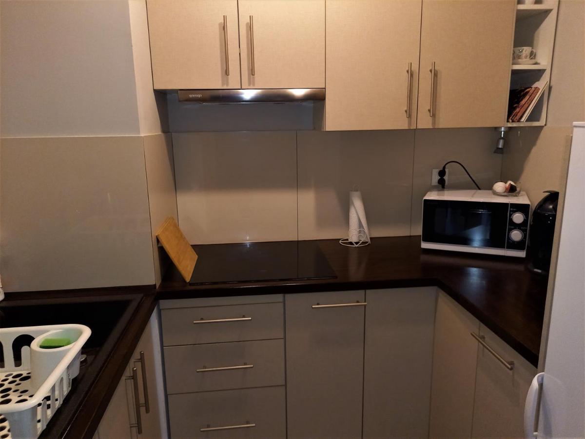 Green Wilanow Apartment With Free Parking Warsawa Bagian luar foto